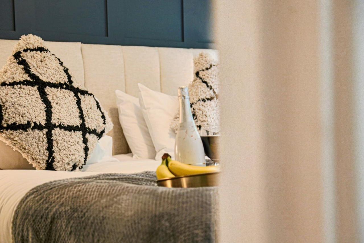 Campbell Park Apartment - City Centre - Free Parking, Balcony, Super-Fast Wifi And Smart Tv With Netflix By Yoko Property Milton Keynes Kültér fotó