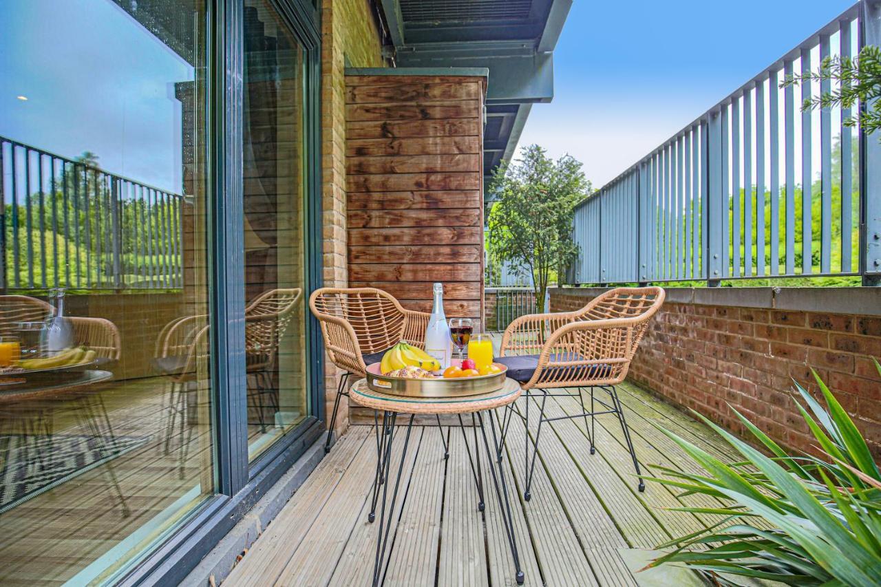 Campbell Park Apartment - City Centre - Free Parking, Balcony, Super-Fast Wifi And Smart Tv With Netflix By Yoko Property Milton Keynes Kültér fotó
